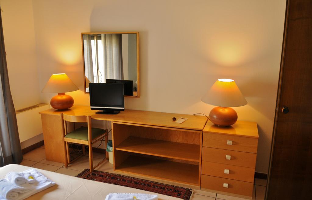 Hotel Rasula Alta 그라비나 디 카타니아 외부 사진