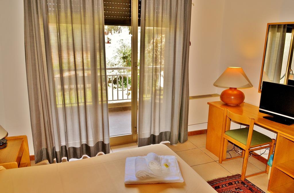 Hotel Rasula Alta 그라비나 디 카타니아 외부 사진